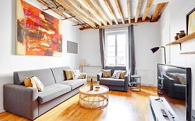 Bluestay 283 - Superbe Appartement Dans Le Marais